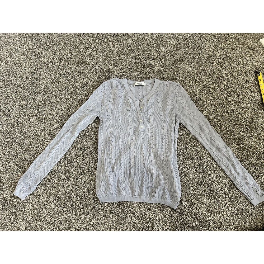 Zara purple vertical ribbed henley. long sleeve knit top M